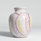 Vase en céramique moderne scandinave avec des feuilles rouges et jaunes, Alingsås Keramik 1947