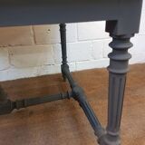 Square table
