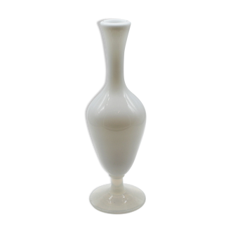Sèvres white opaline vase