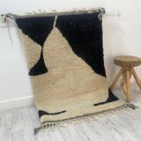 Handcrafted Moroccan Berber carpet 140 x 96 CM