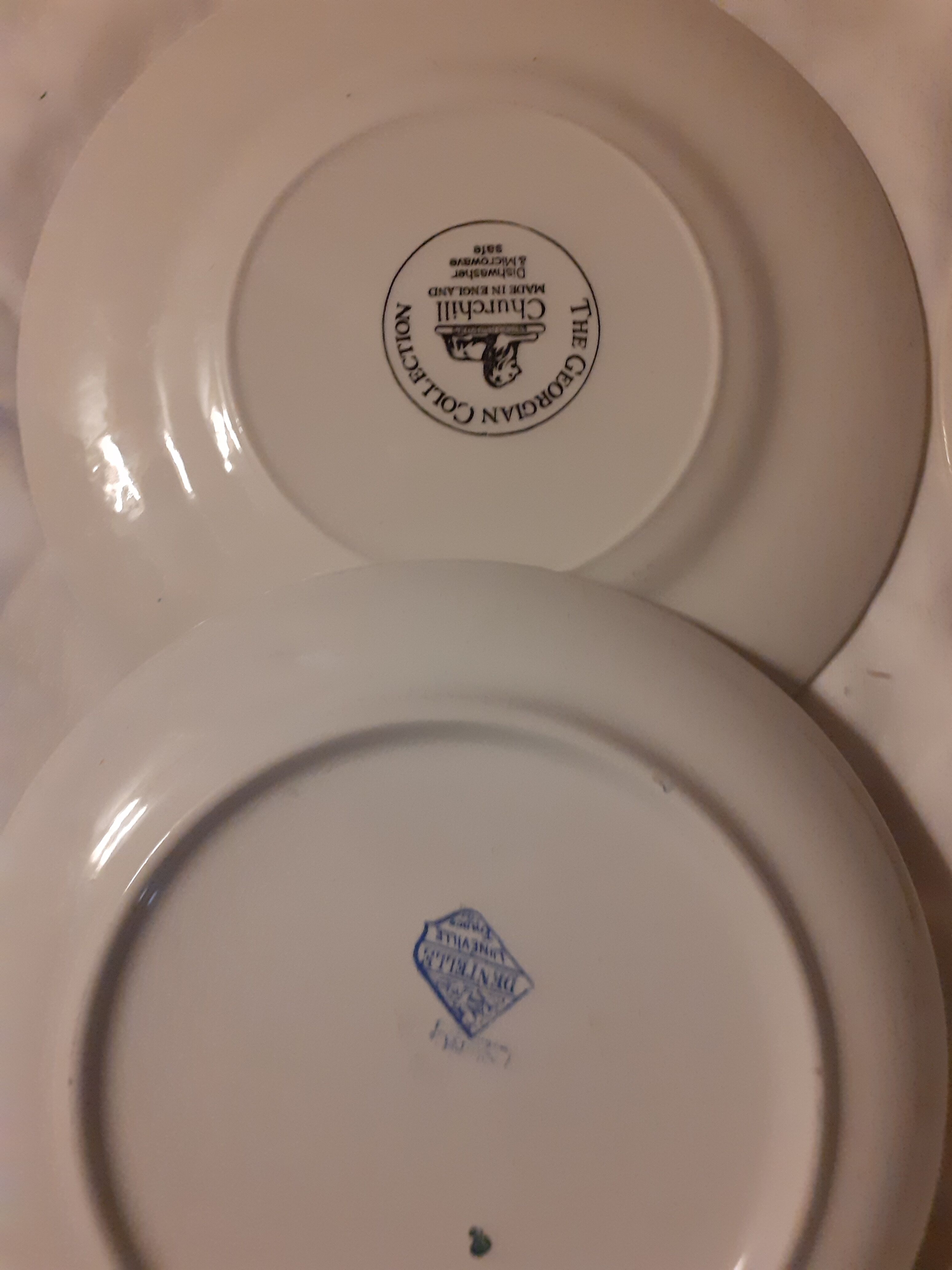 Suite of 6 retro vintage dessert plates