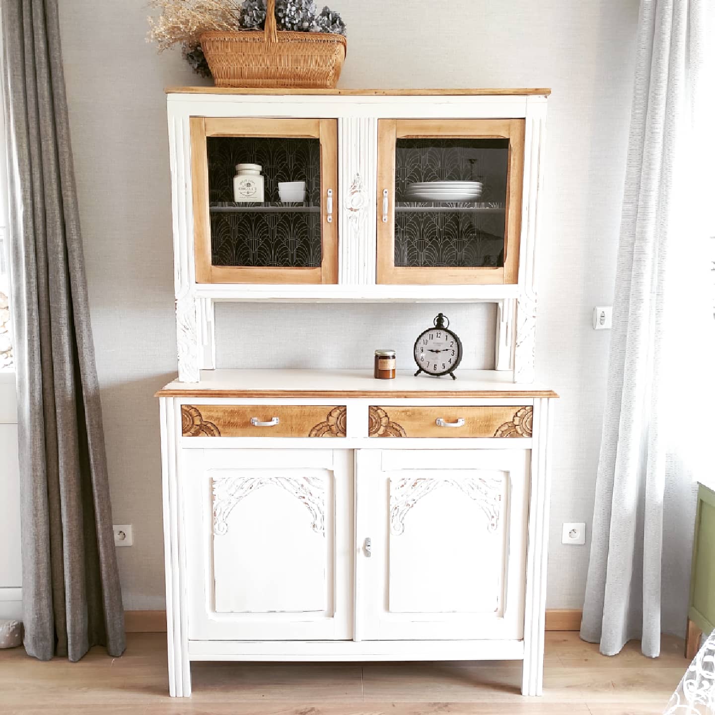 Art deco double body buffet