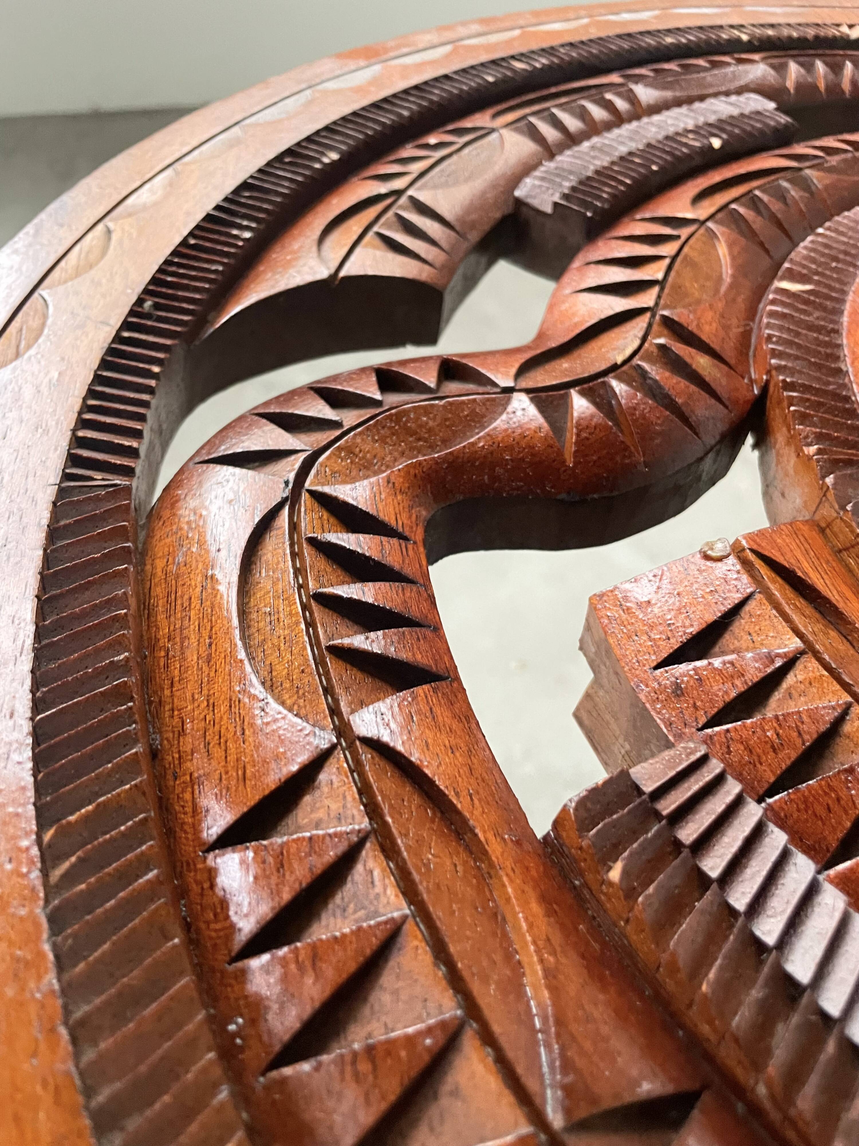 60s tripod coffee table in chiseled wood