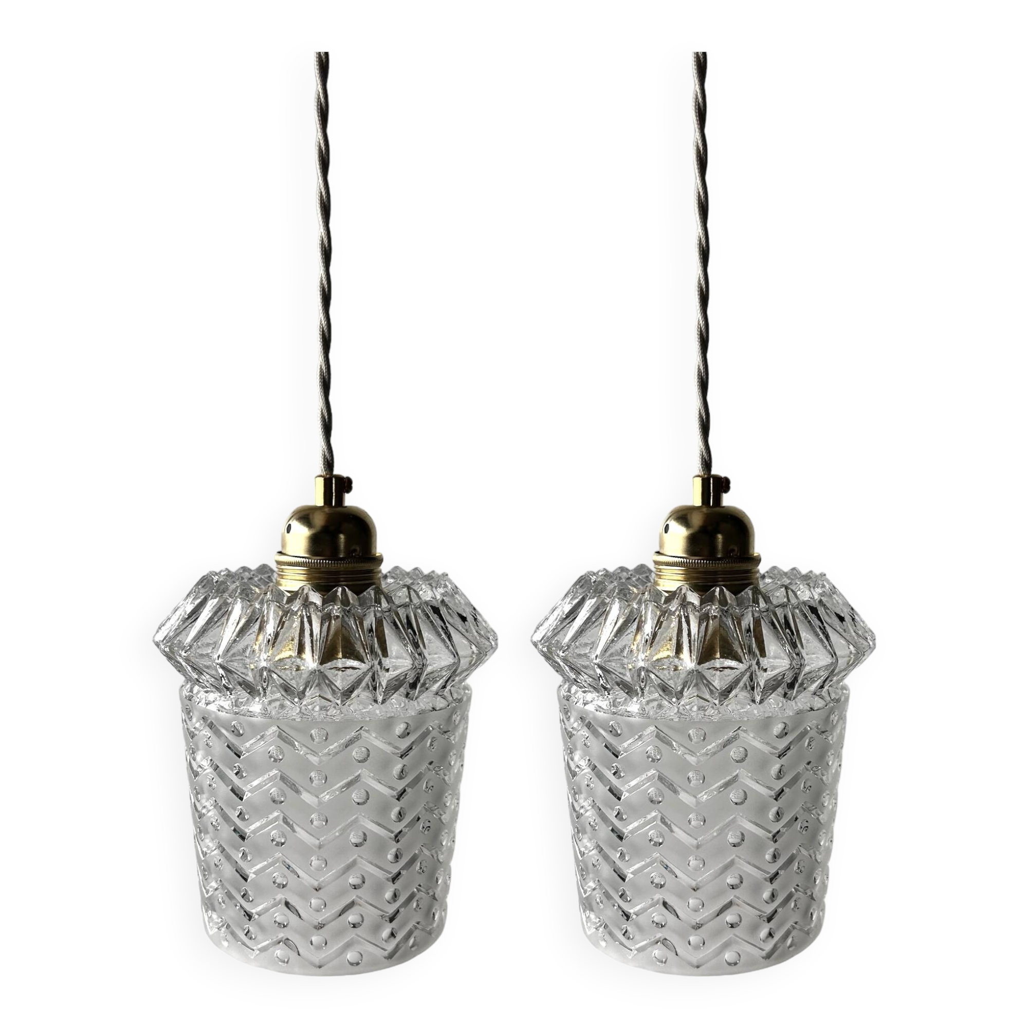Paire de suspensions vintage en verre ciselé