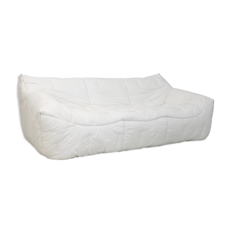 Hans Hopfer. Sofa "Informal". 1984, Roche Bobois. Foam and quilted cotton