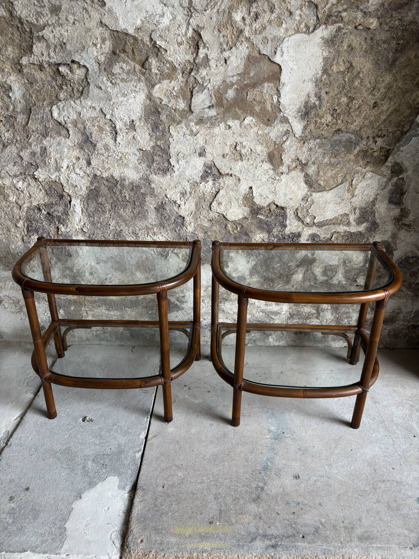 Console rattan or