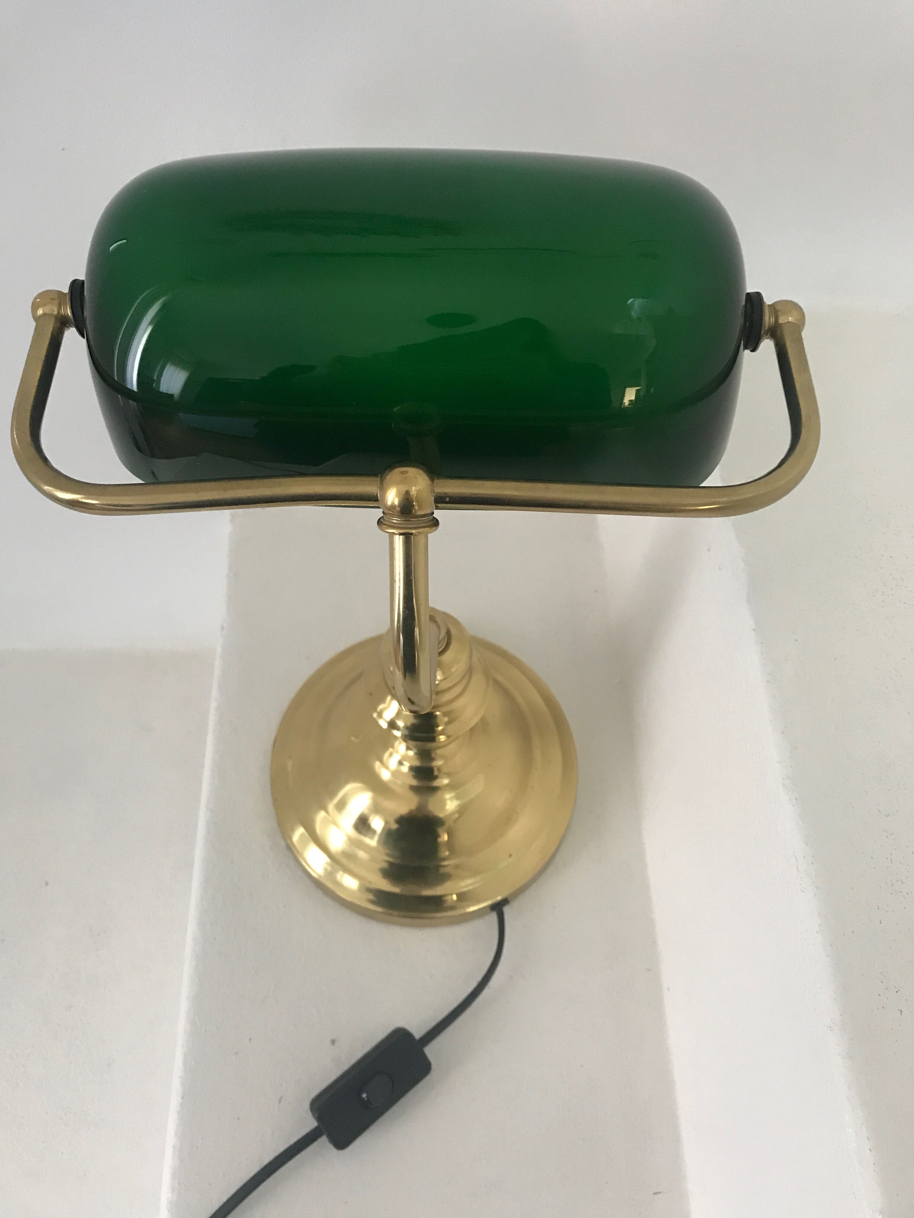 Former banker lampshade in opaline green brass lamp