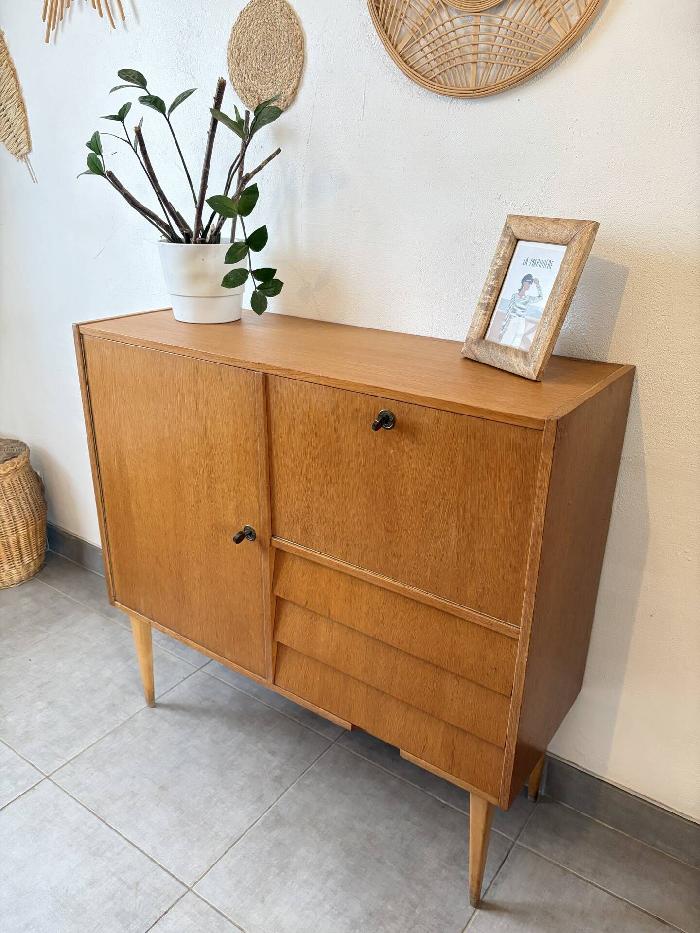Meuble de rangement / étagère vintage