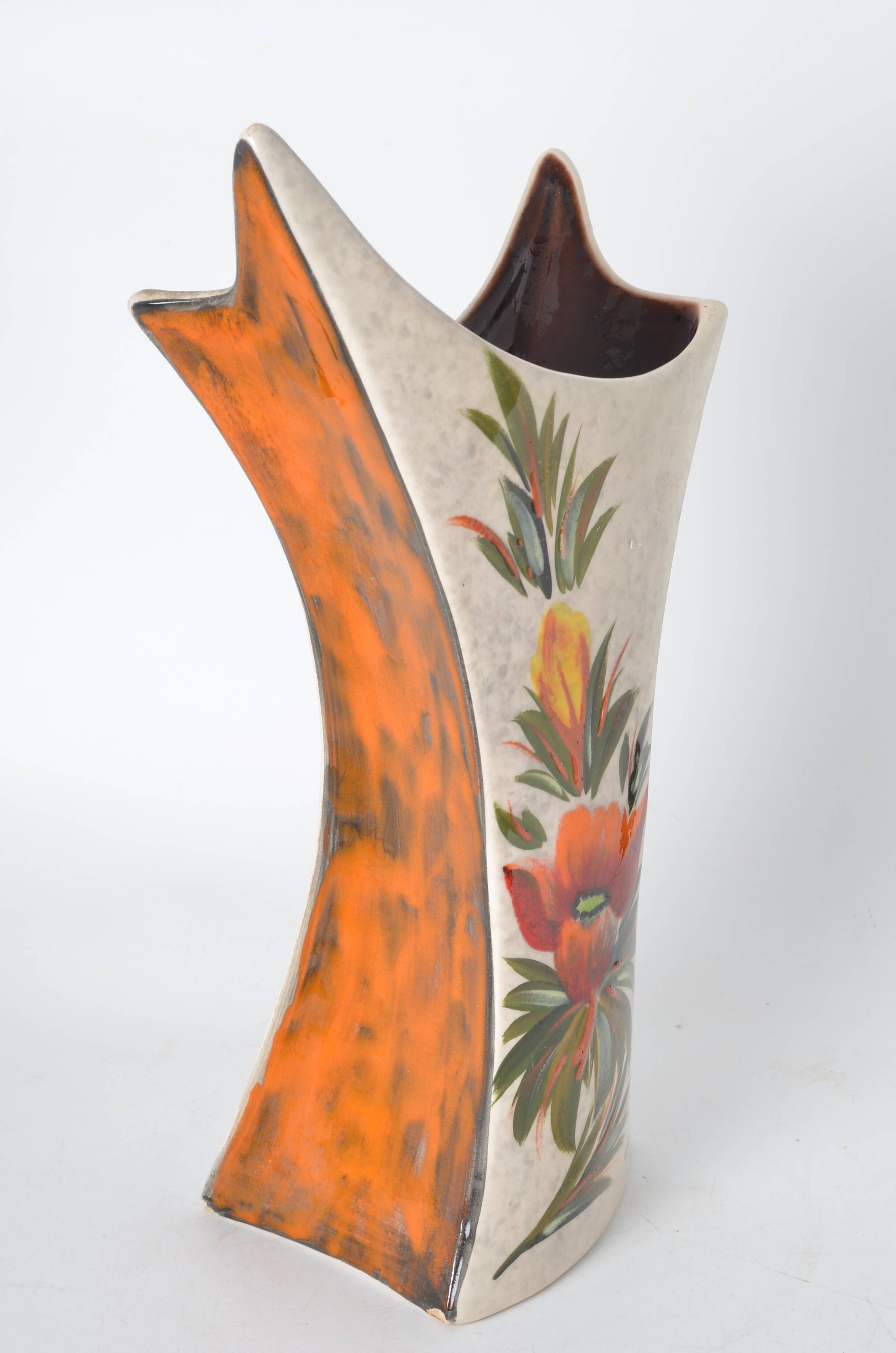 Vintage vase signed Tess