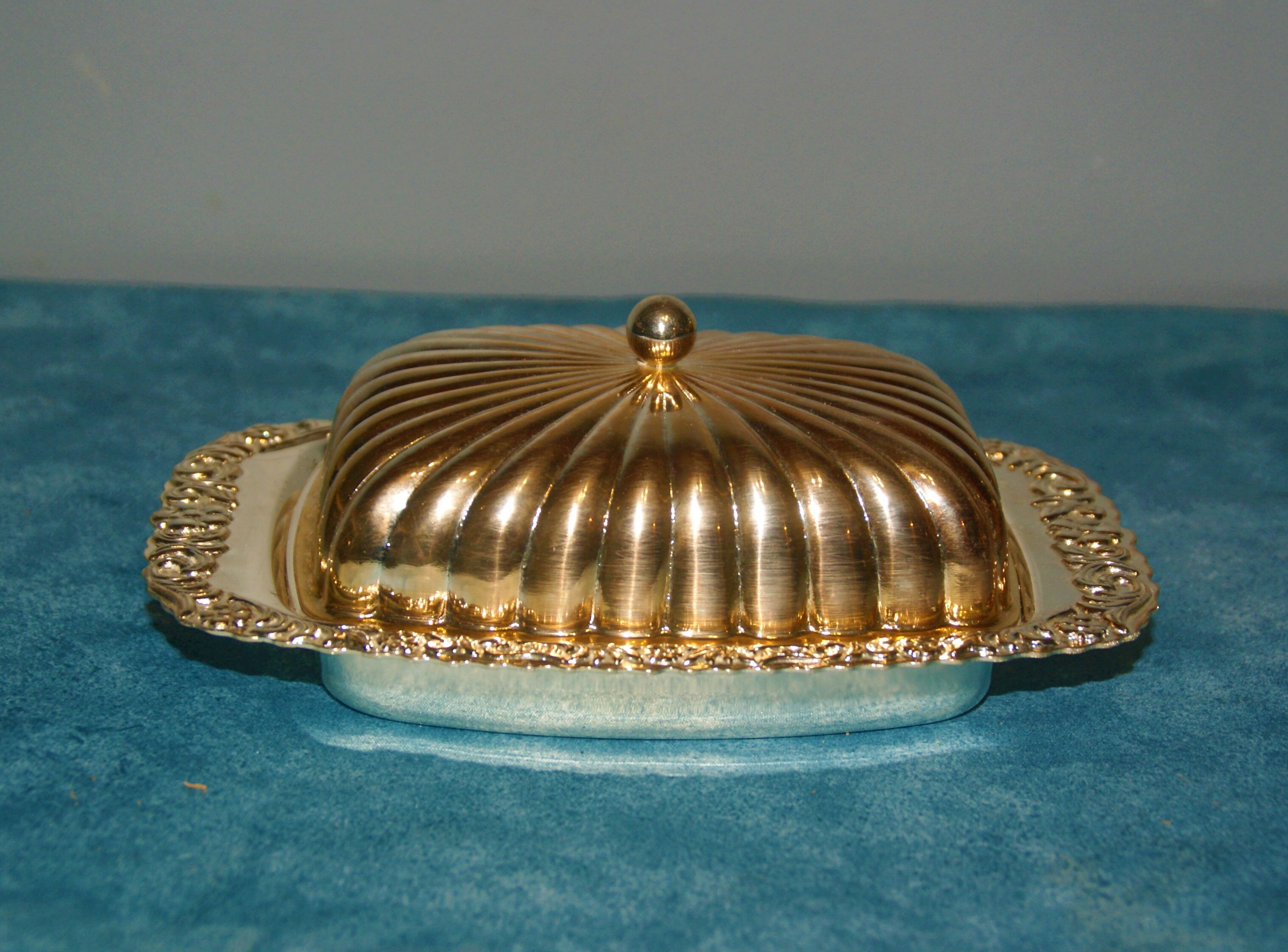 Silver metal butter dish / vintage 50s-60s