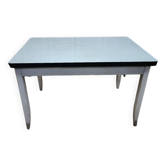 Table à manger en formica vintage