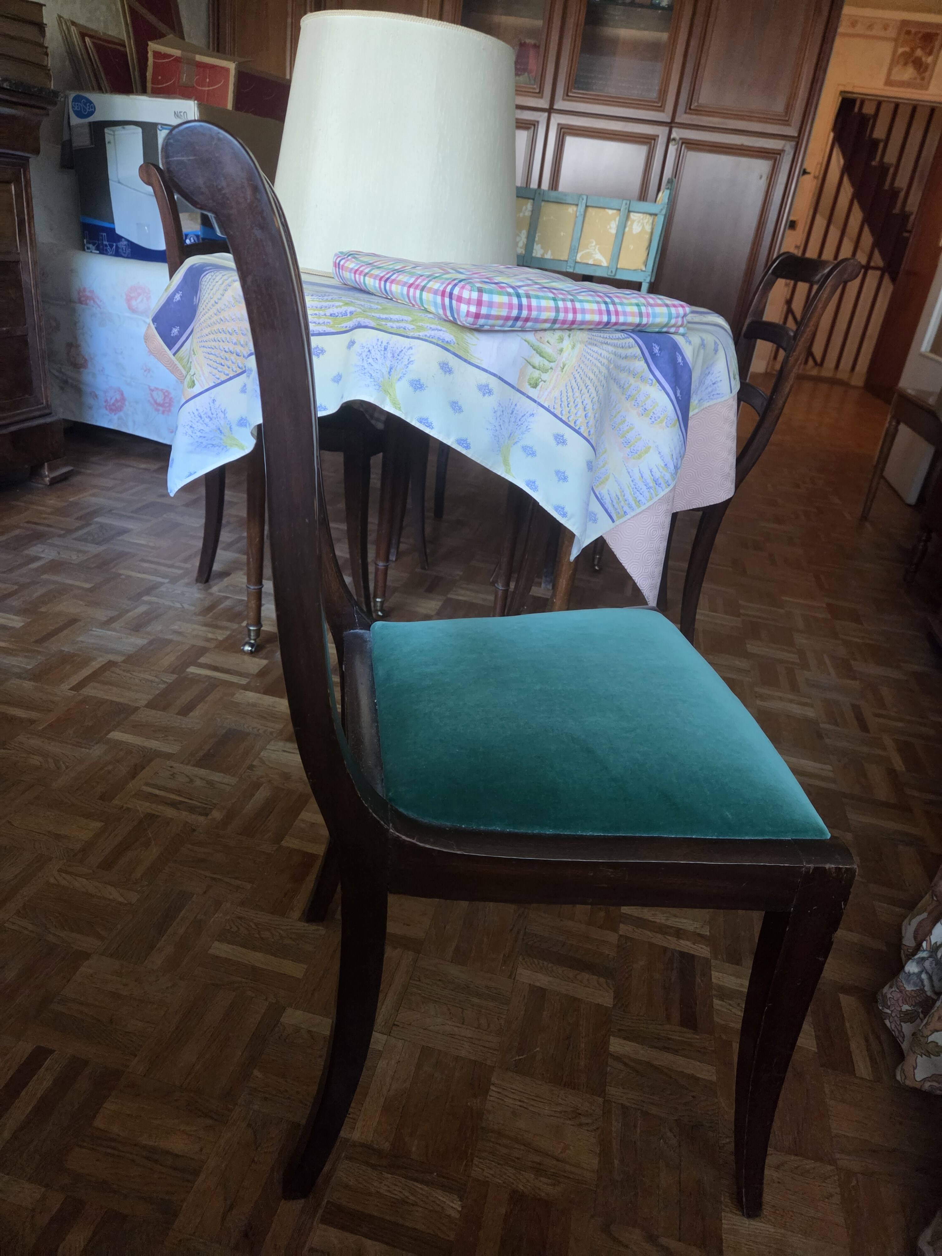 clip chairs