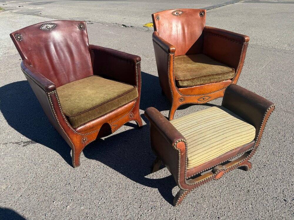 Lounge chairs and ottoman attributed to Otto Schultz for Boet AB, Sweden, 1930s, set of 3