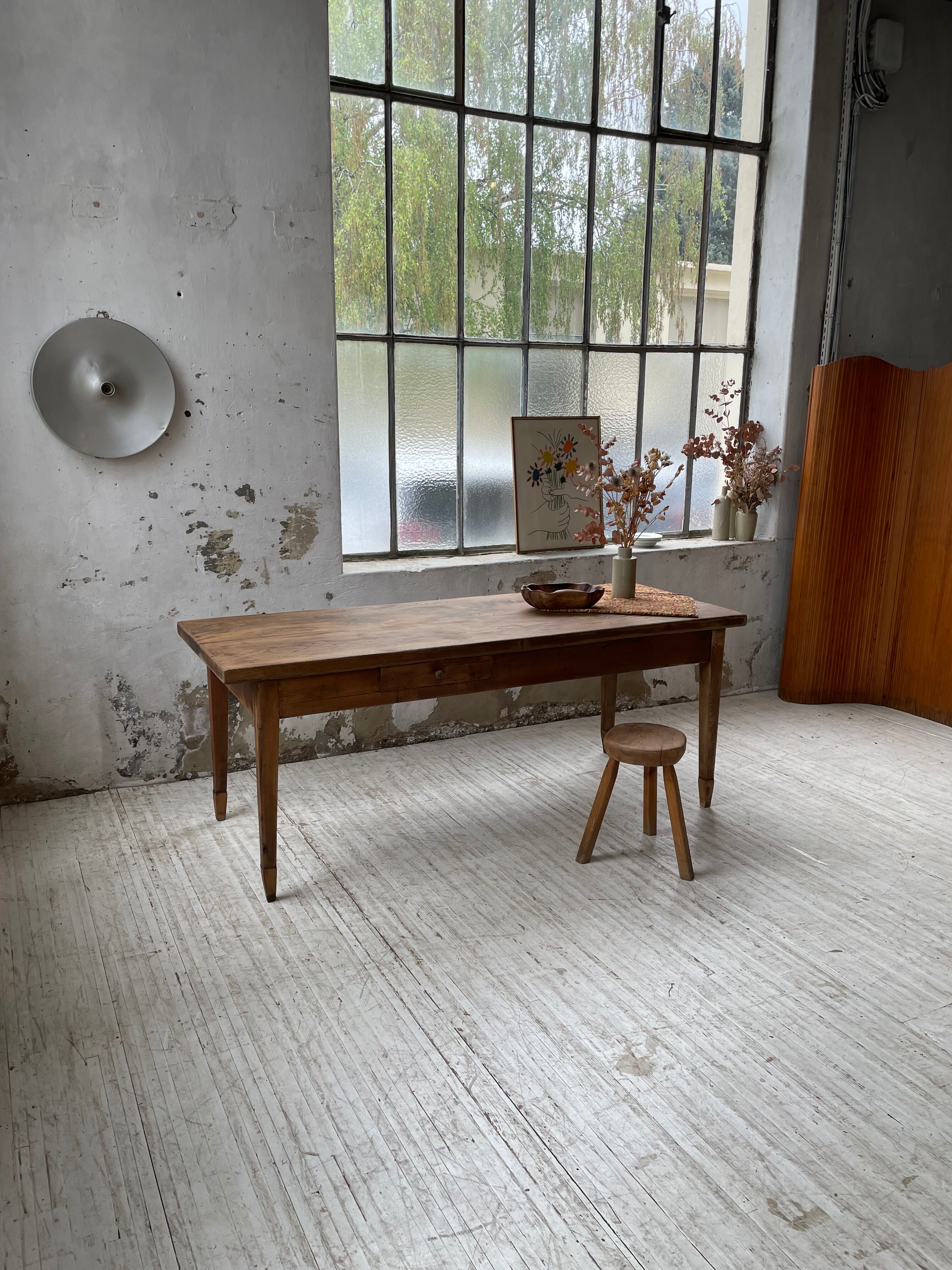 Farmhouse table in oak and walnut 2m
