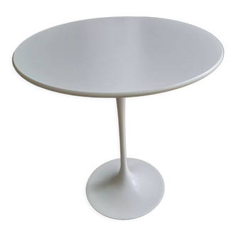 Tulip Knoll pedestal table