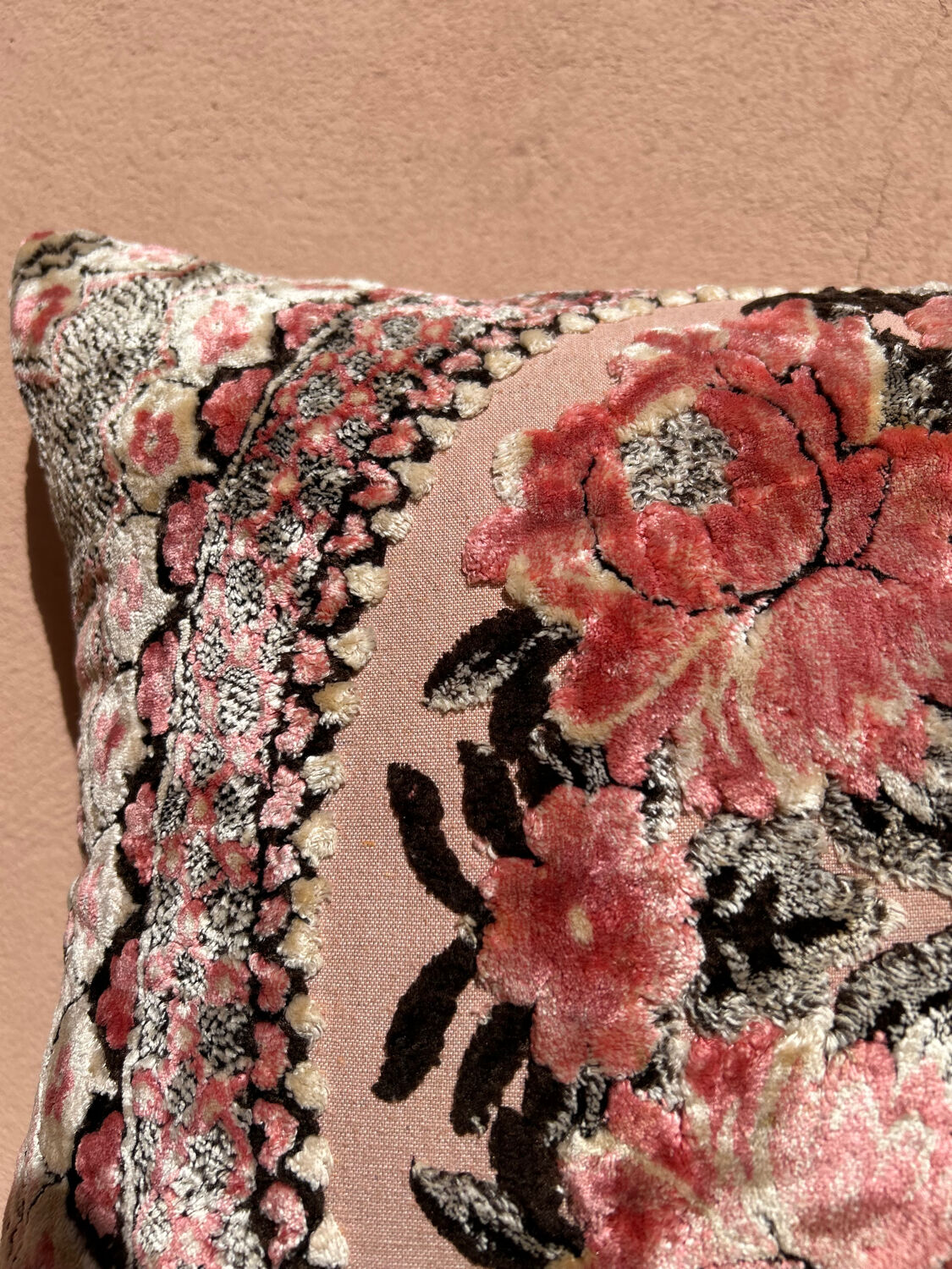 Velvet cushion 40x60cm