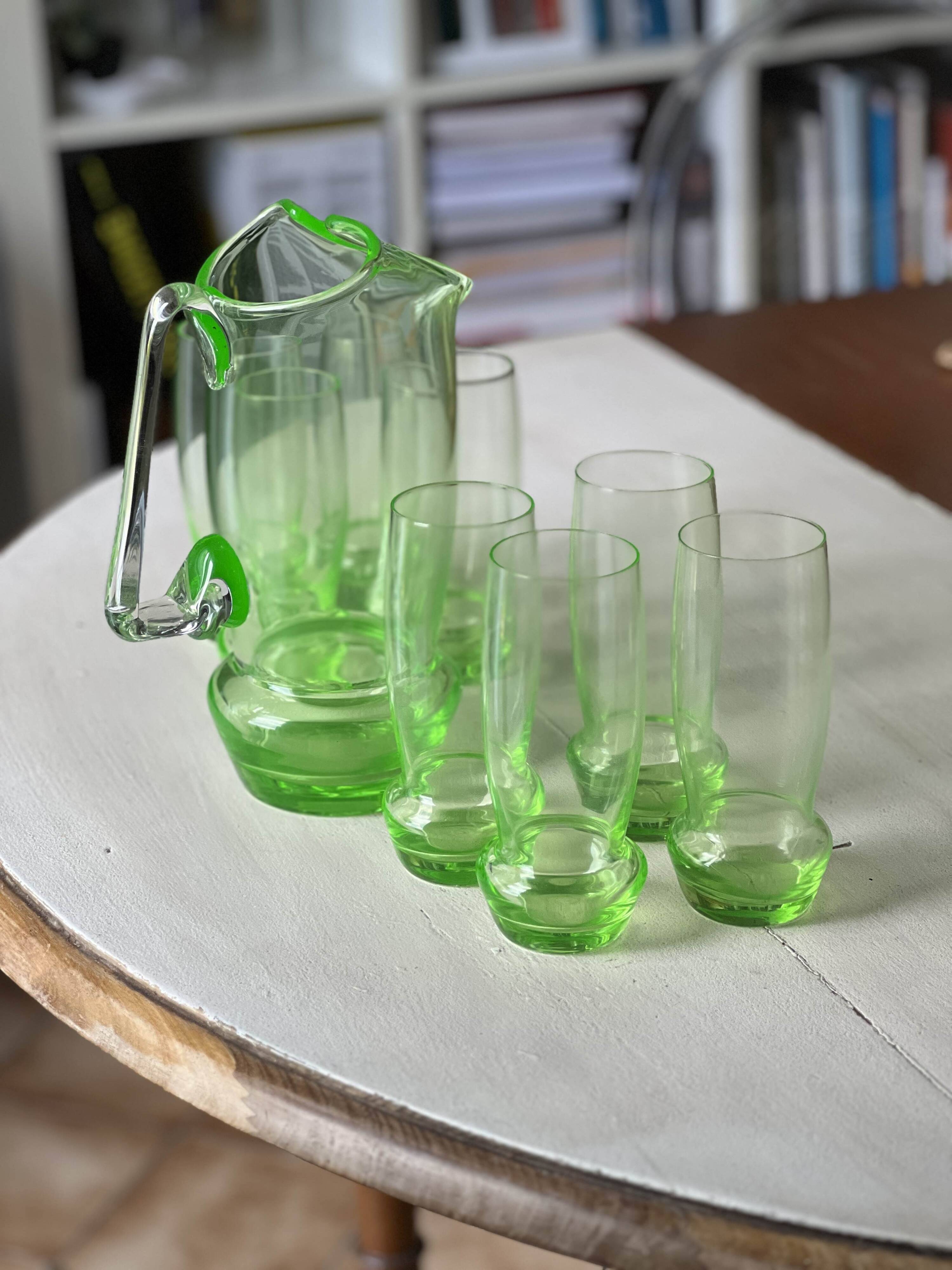 9-piece orangeade service in uraline/uranium