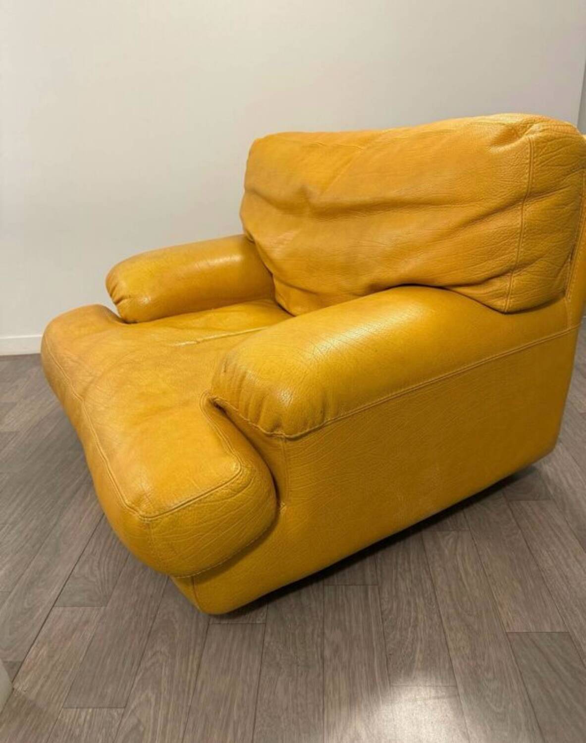 Rochebobois yellow leather armchair from the 80s/90s