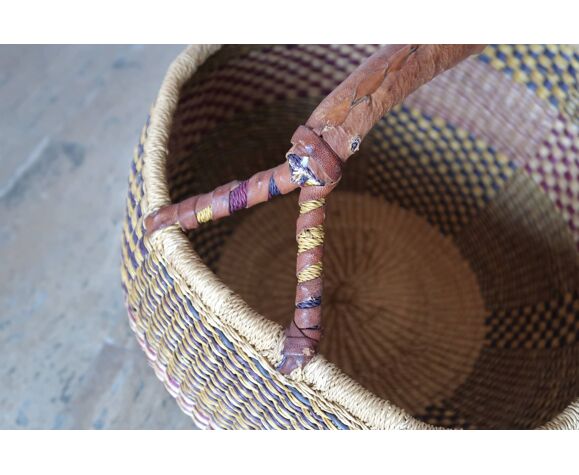 Panier tressé africain anse en cuir | Selency