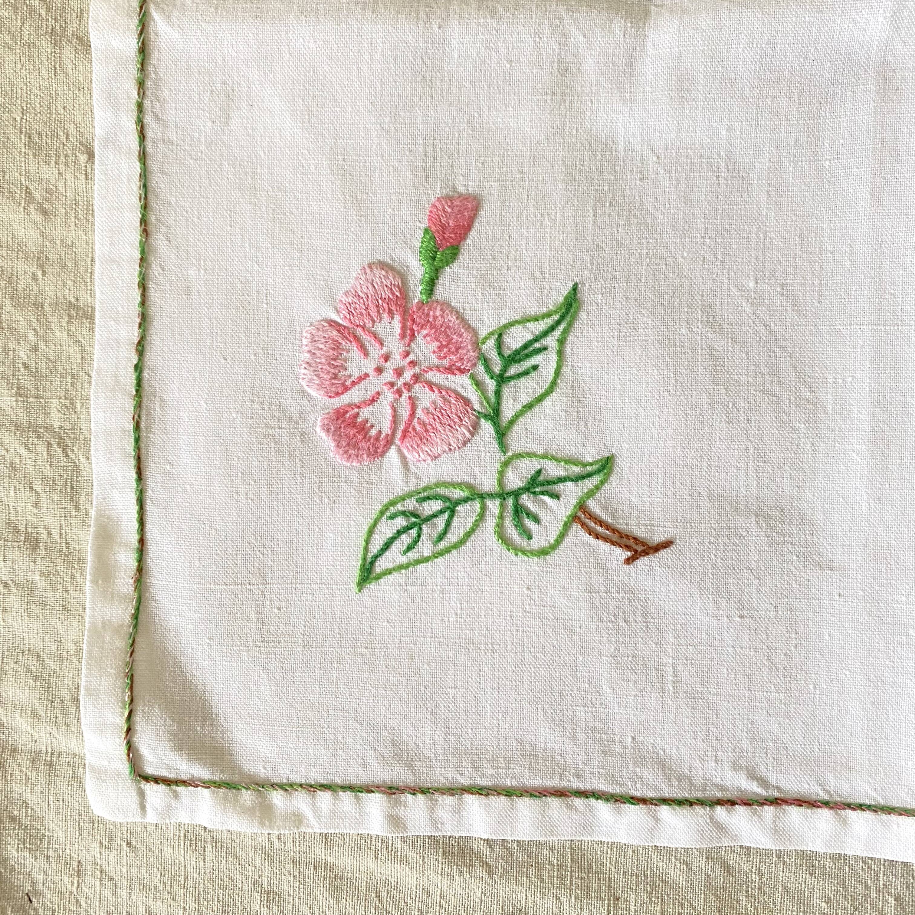 Serviettes de table brodées