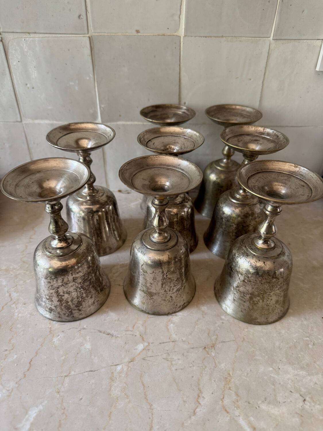 Goblet. Stemmed cup.