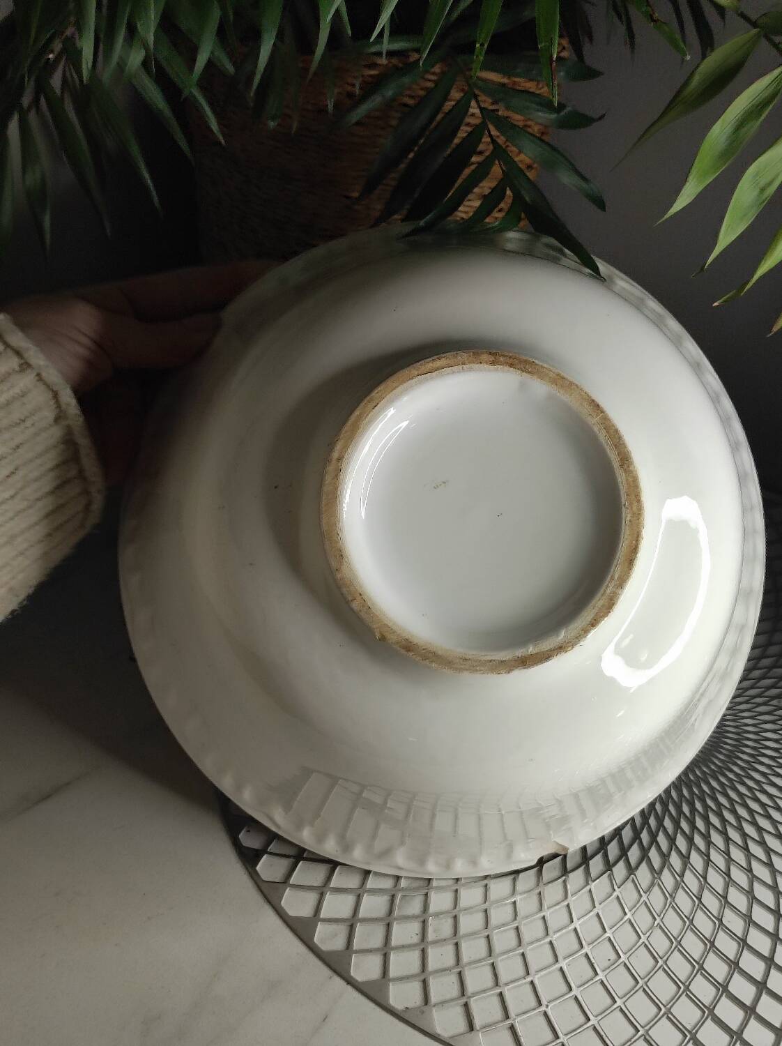 Antique white salad bowl