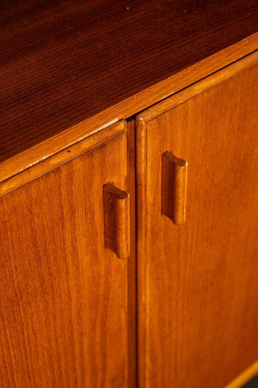 Buffet vintage 70