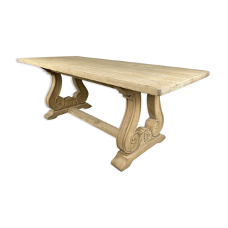 Table monastère