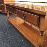 Coffee table with 2 drawers