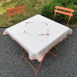 Nappe à thé ancienne avec serviettes