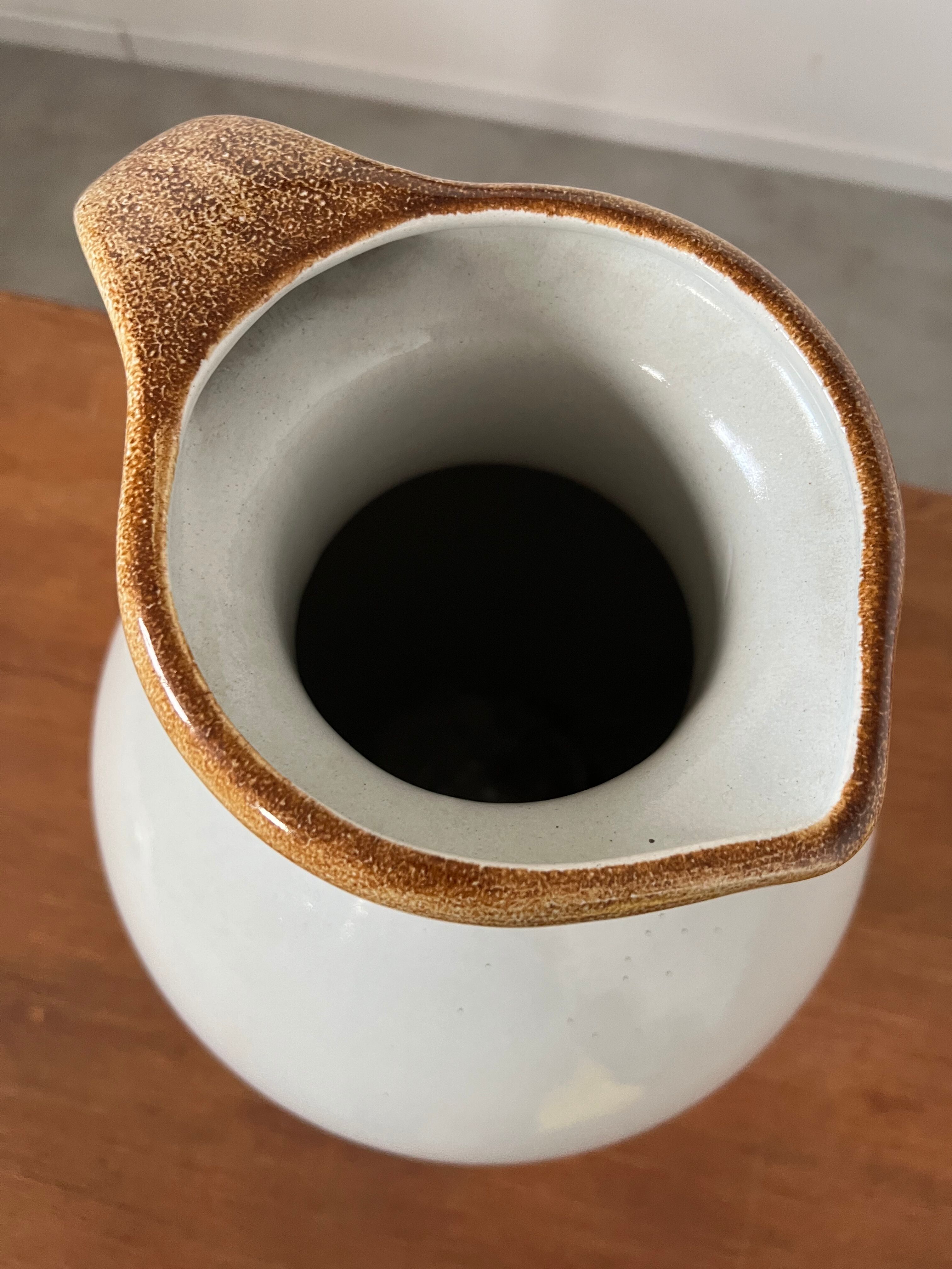 Pichet en céramique des années 50 St Clement vintage XXL 50 cm