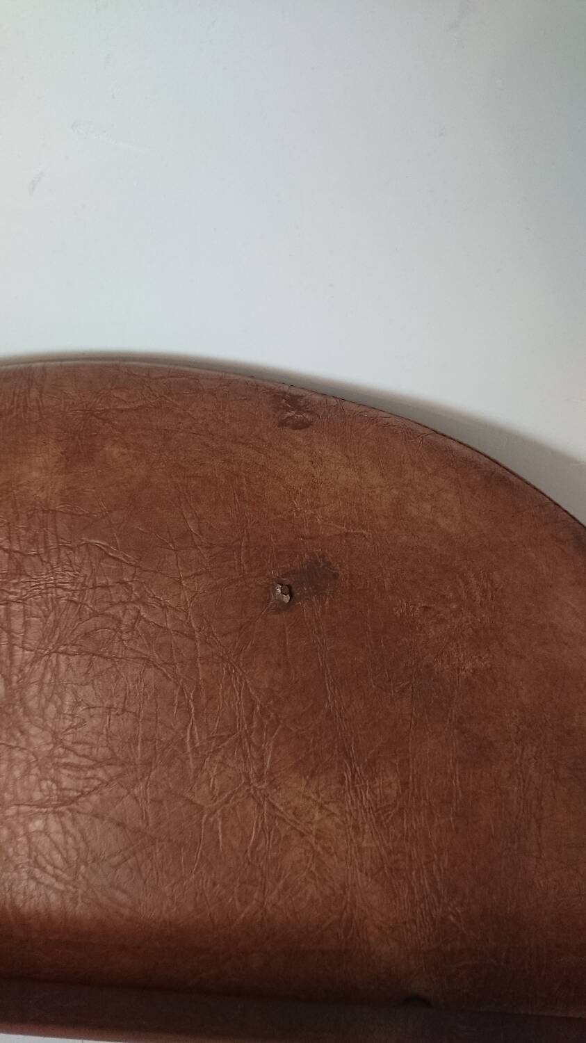 Souvignet plichaise armchair