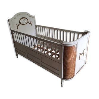 Old children's bed