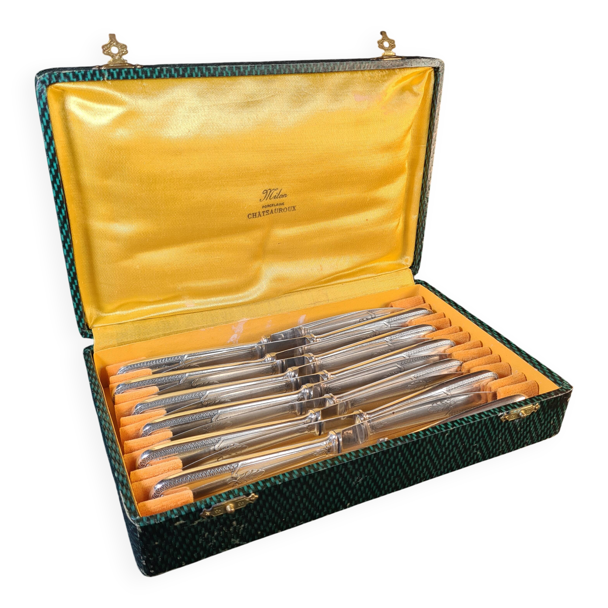 Title: Vintage 12-piece cutlery set – Milon Châteauroux 🇫🇷