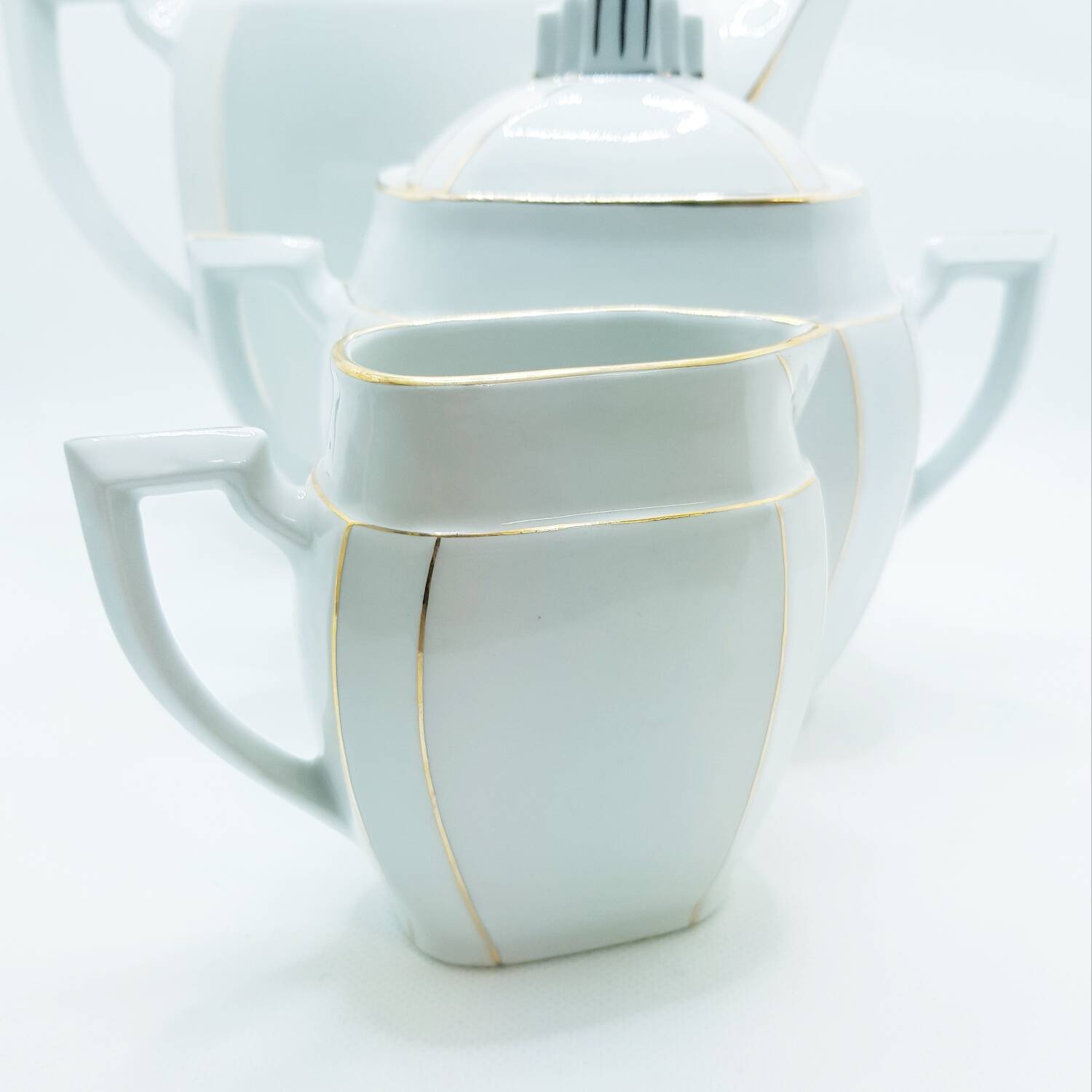 Art Deco tea/coffee service, 3 pieces