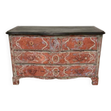 Patinated pink chest of drawers