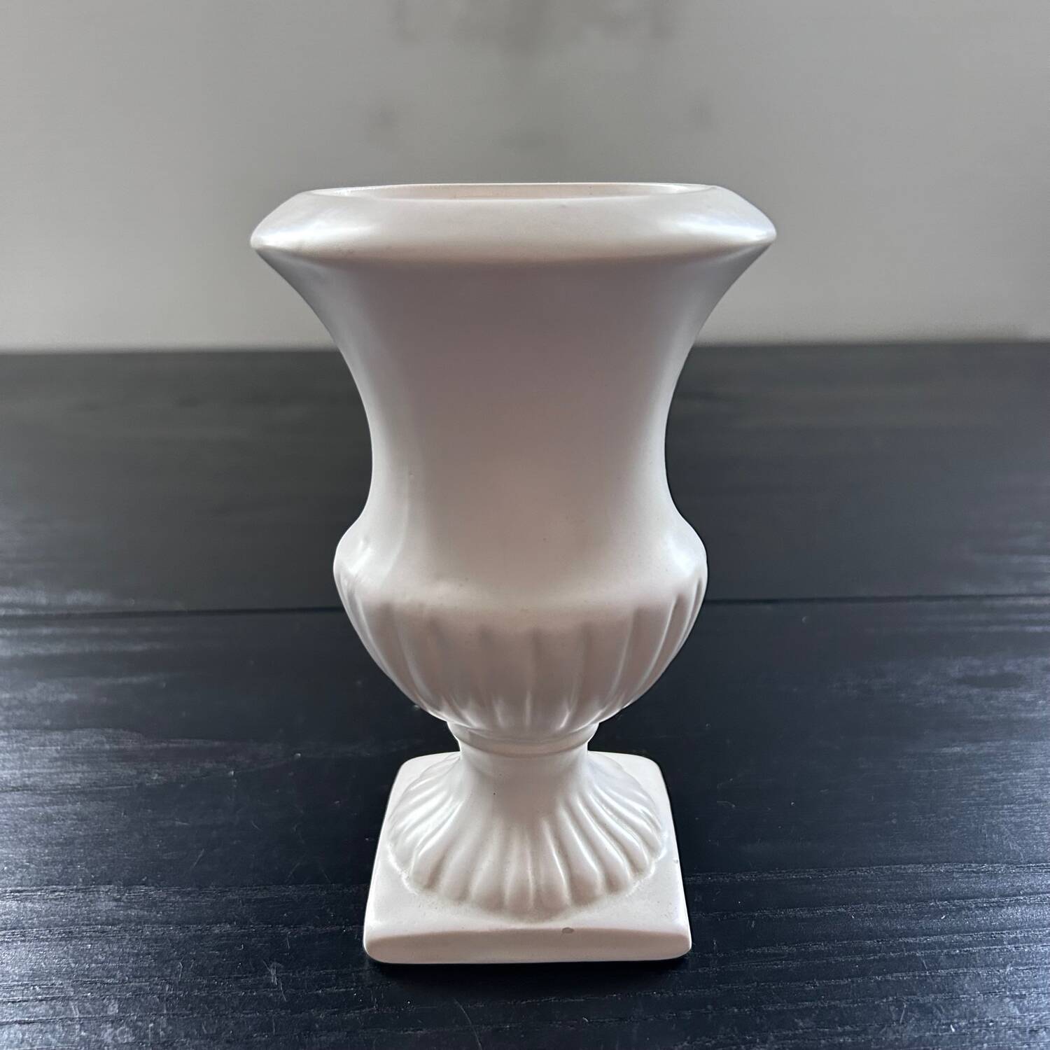 Pair of small Medici vases