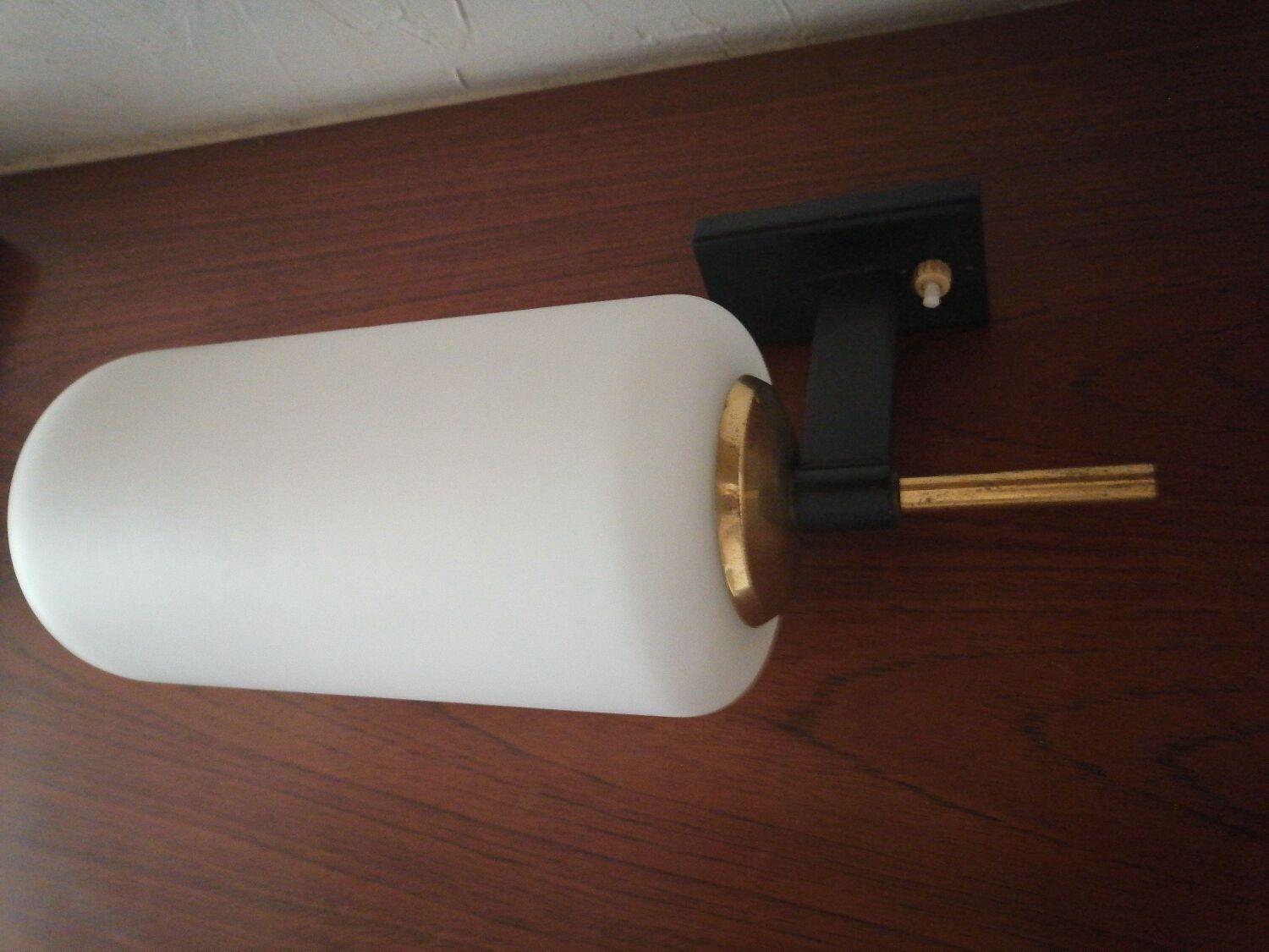 Wall lamp vintage 1950 opaline laitpn