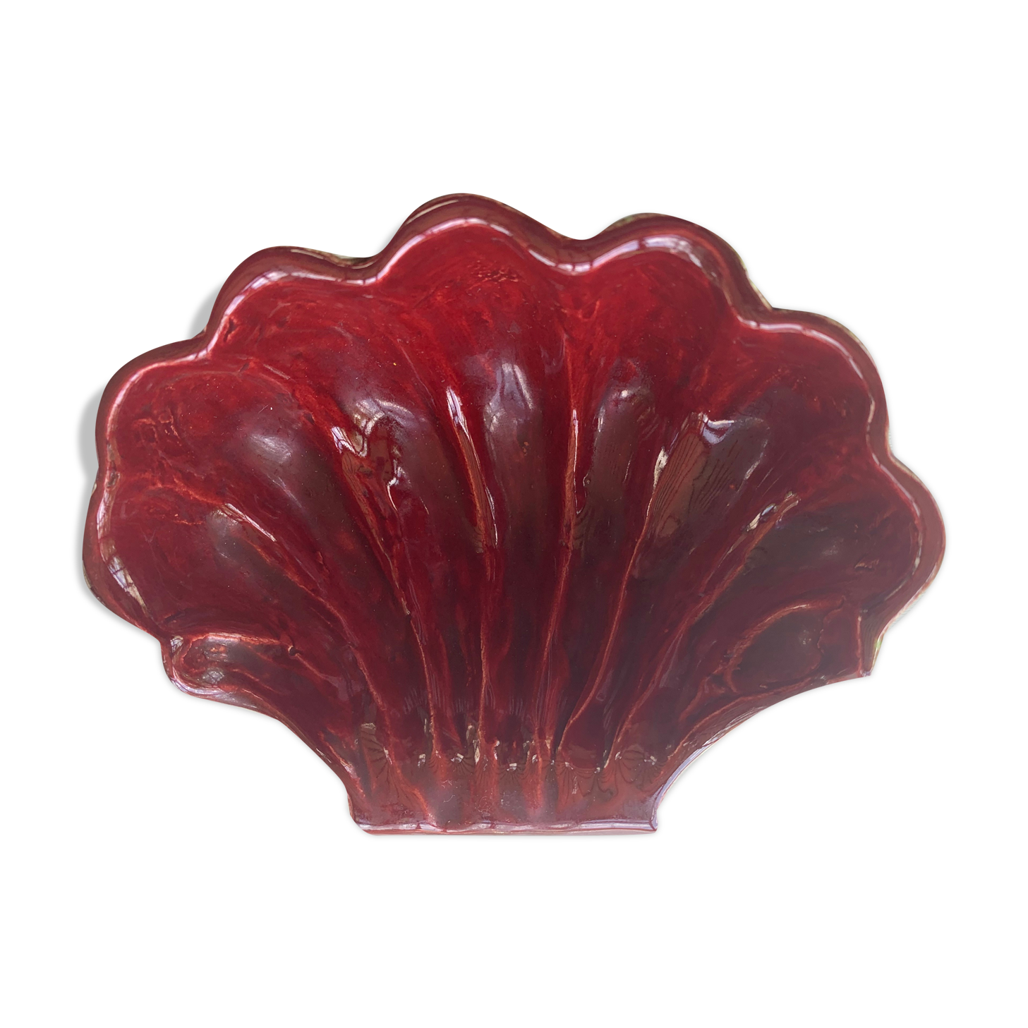 Green and red vintage dabbling enamelled ceramic shell