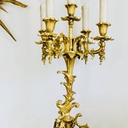 Chandeliers en bronze doré massif époque milieu XXe socles en marbre