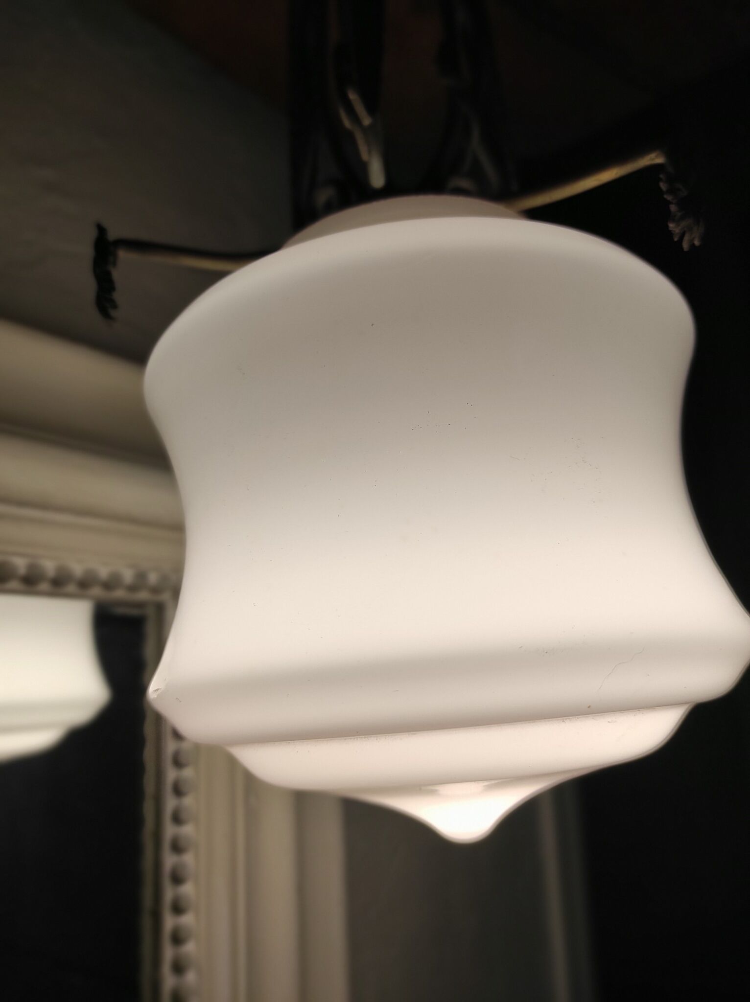 Suspension laiton opaline rose