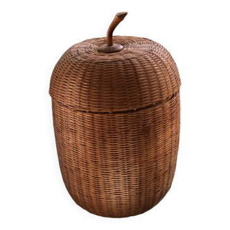 Wicker fruit basket