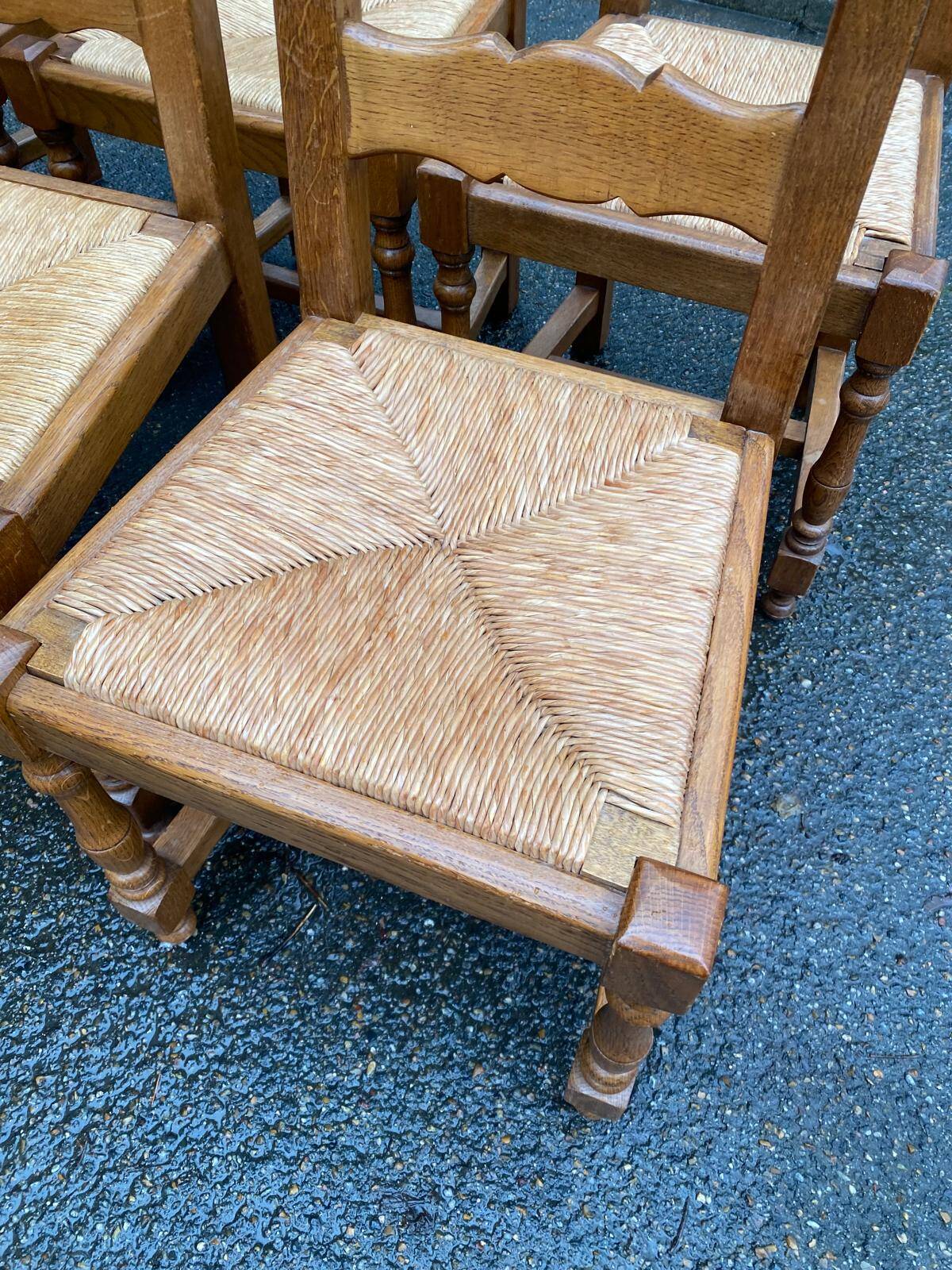 6 dining chairs made of solid medium oak with straw seats, 110cm