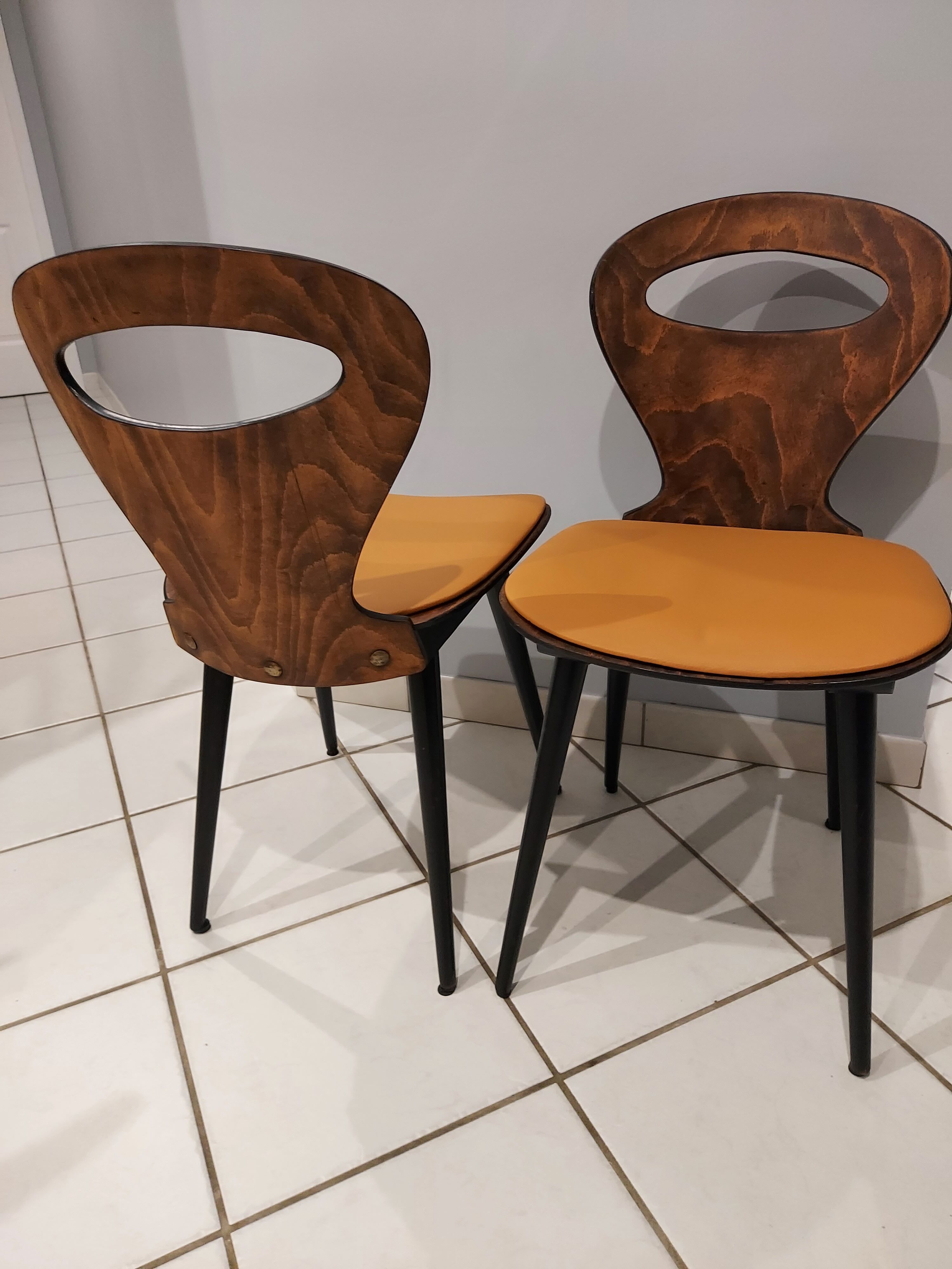 Pair of chairs from Baumann Ant model 1960s
