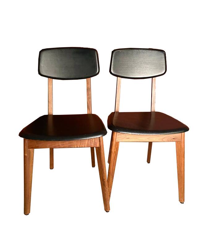 Pair of chairs from Cinna