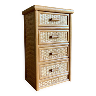 Small rattan jewelry chest