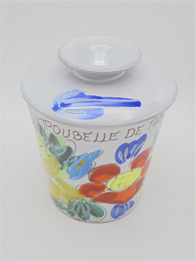 Table trash can