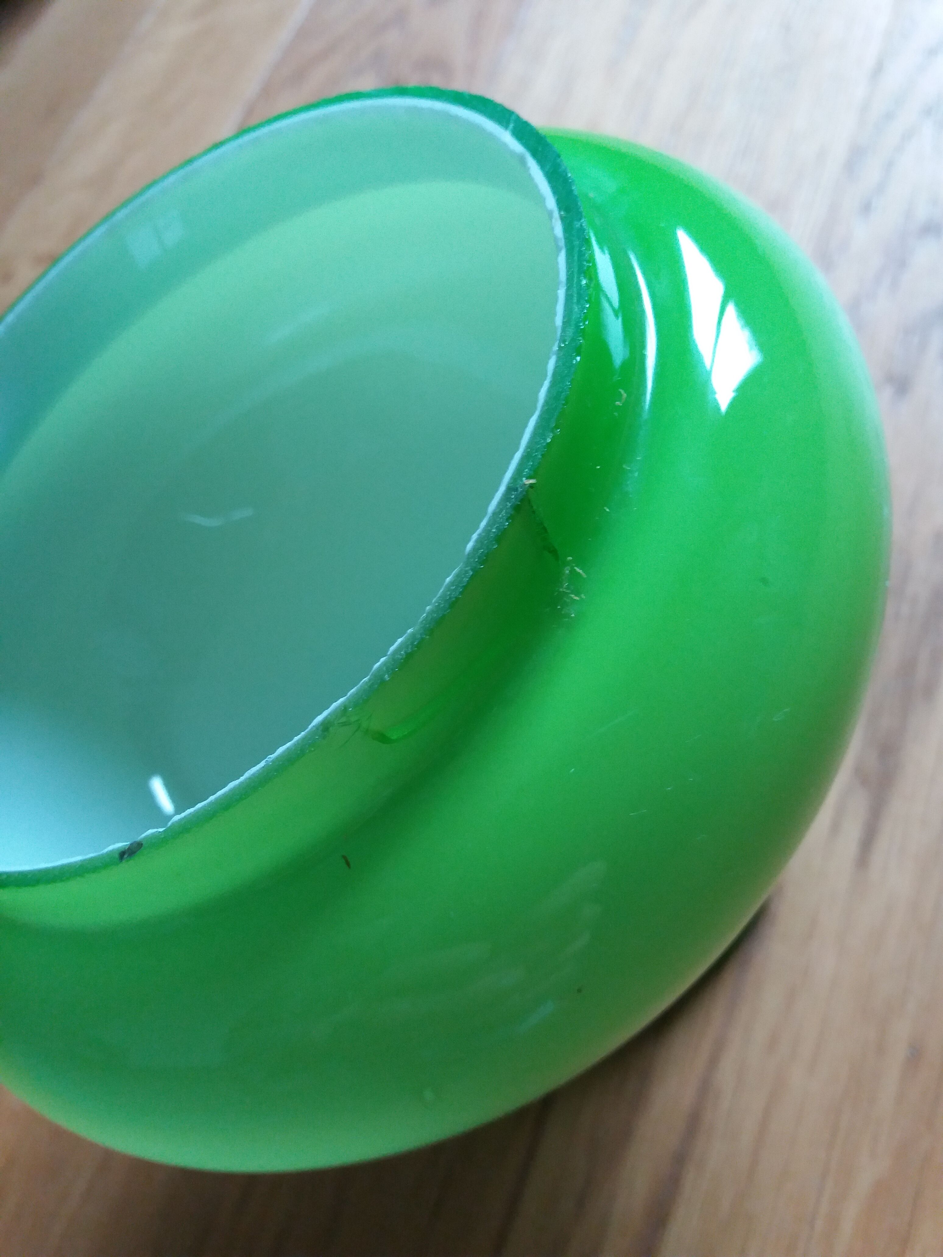 Opaline globe lampshade
