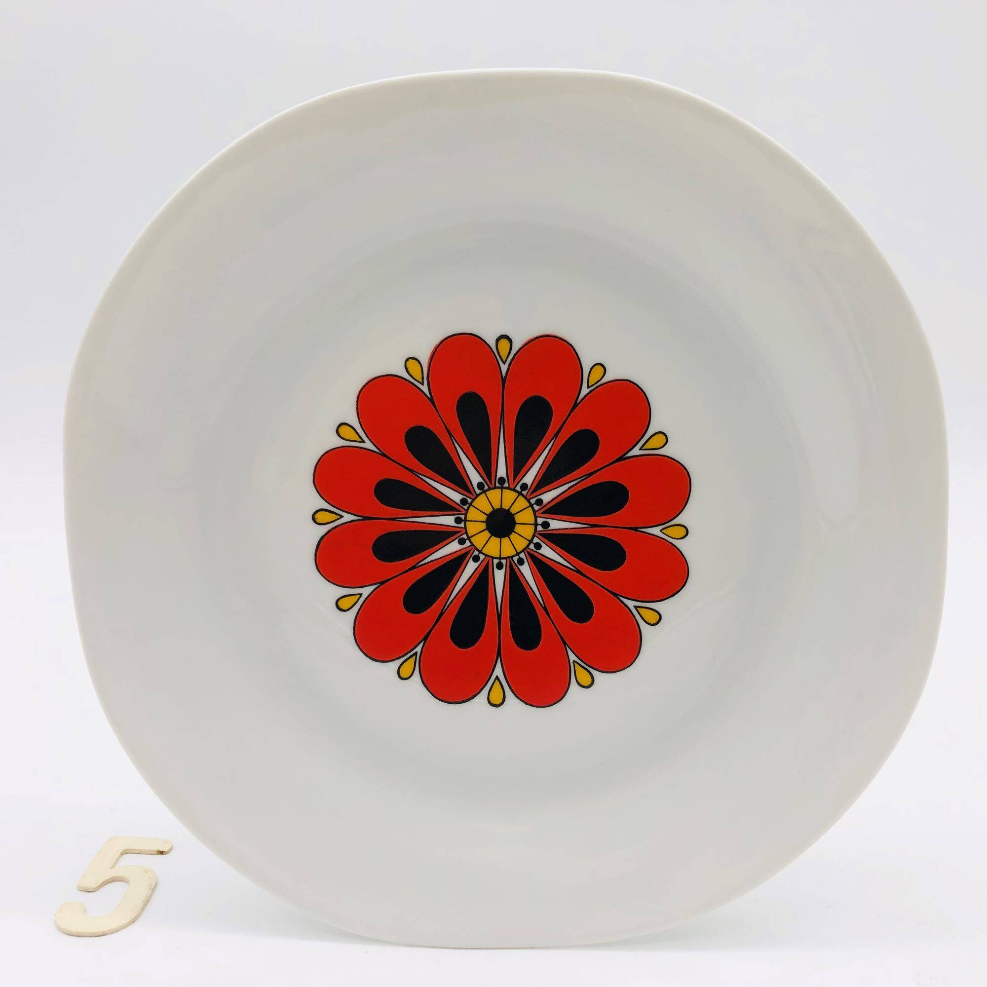 Massé Surget, design Jacques-André Souchet. 6 Dessert plates.