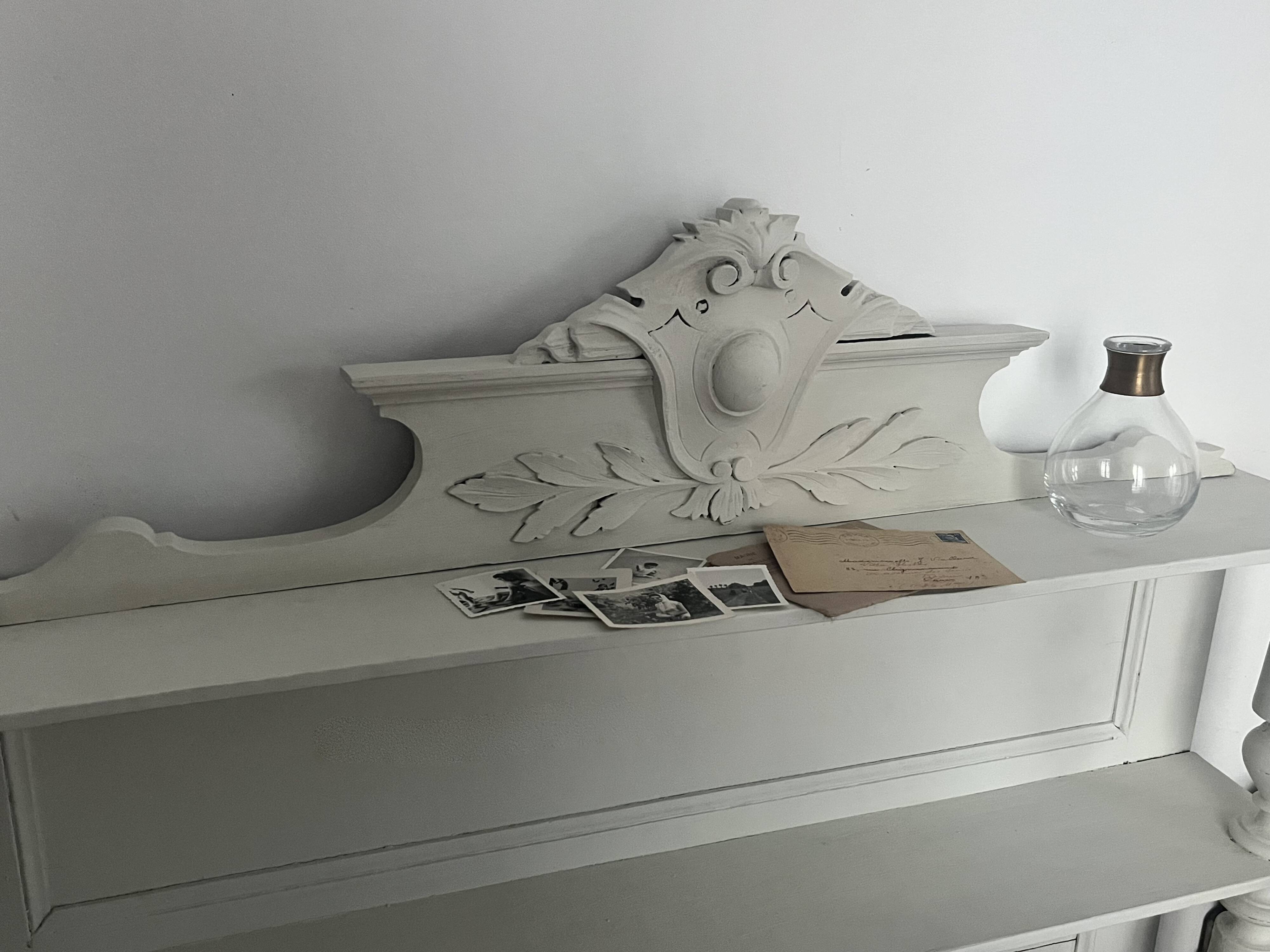 Carved wooden frieze, decoration